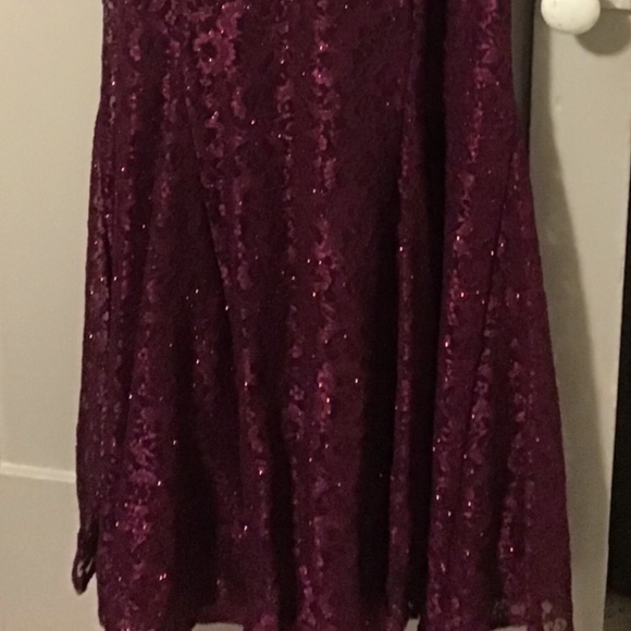 Cold-Shoulder Glitter Lace Mermaid Dress - Picture 10 of 14
